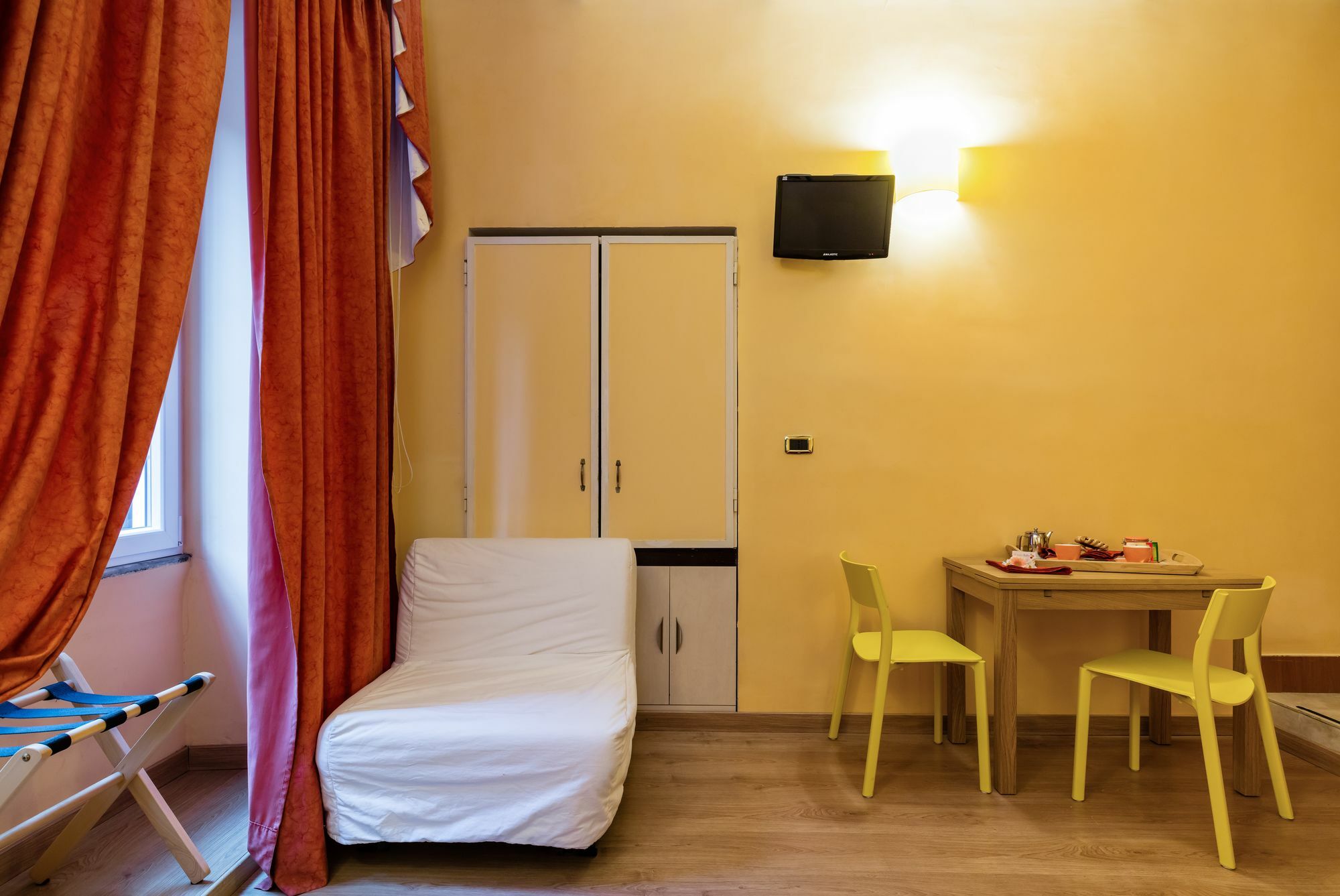 Guest house Domus Avi - Rome