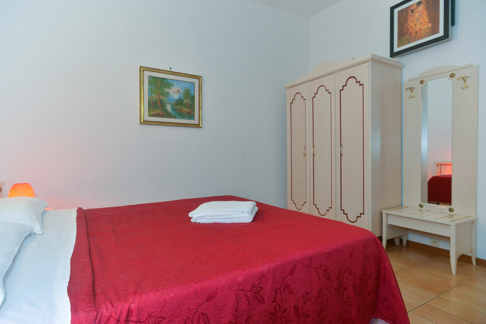 Hotel Gisa *