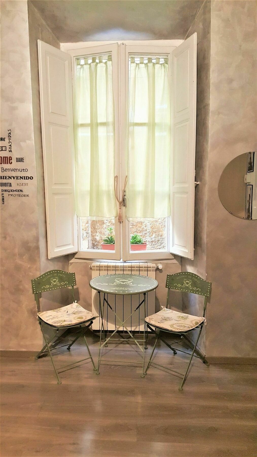 Marcelina Vaticans Rooms 2*