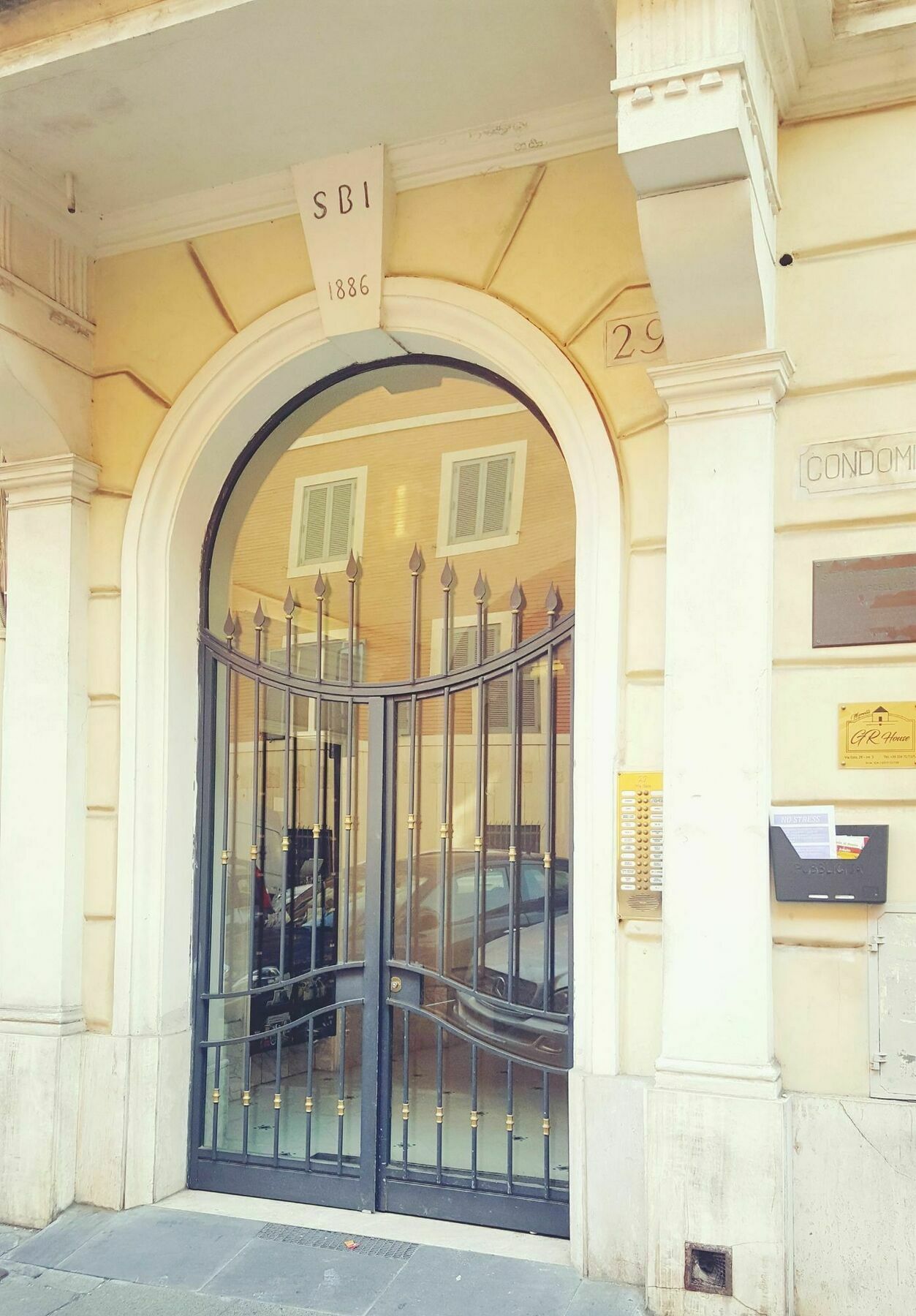 Marcelina Vaticans Rooms Rome