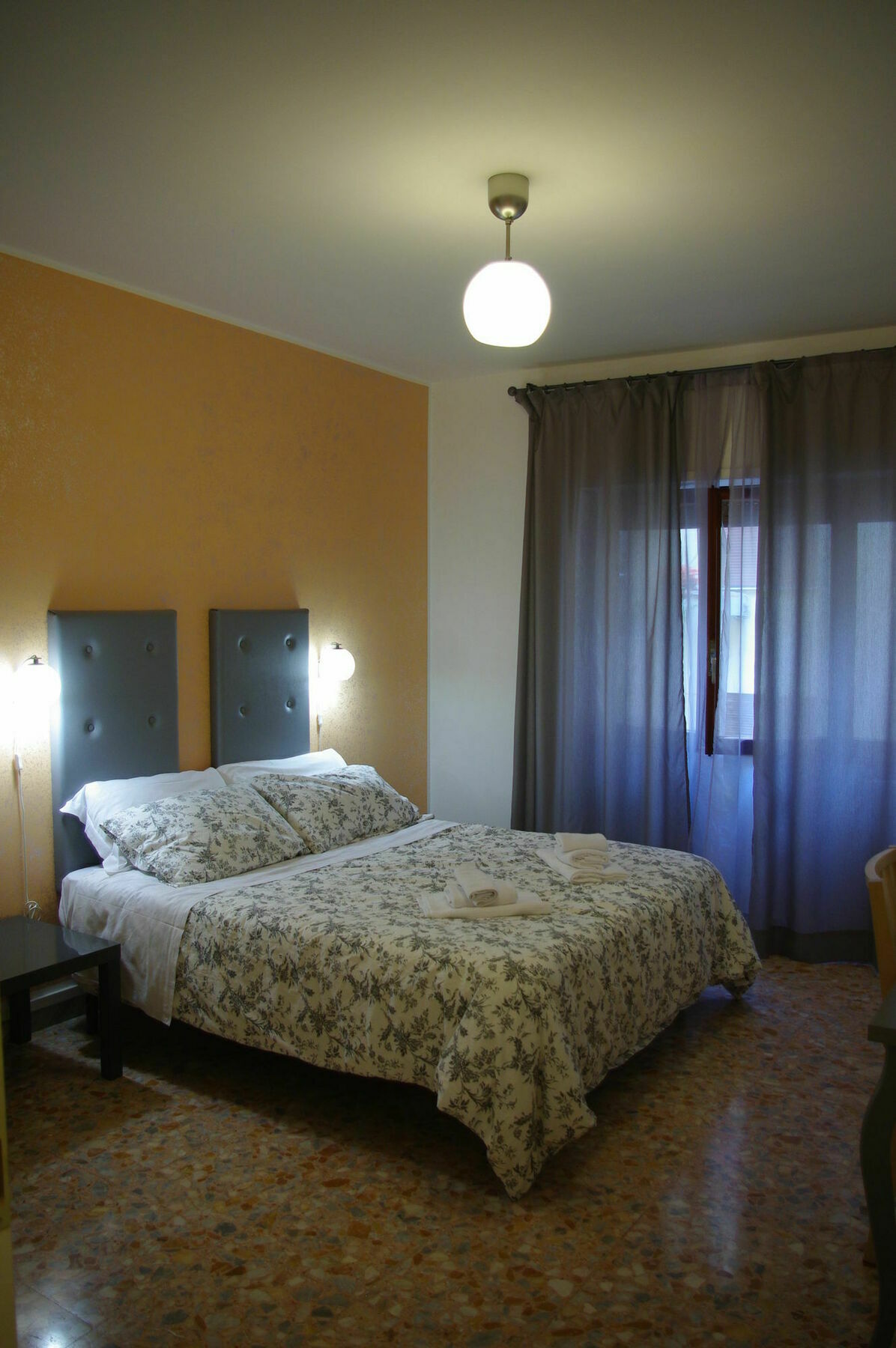 Guest house In Life *