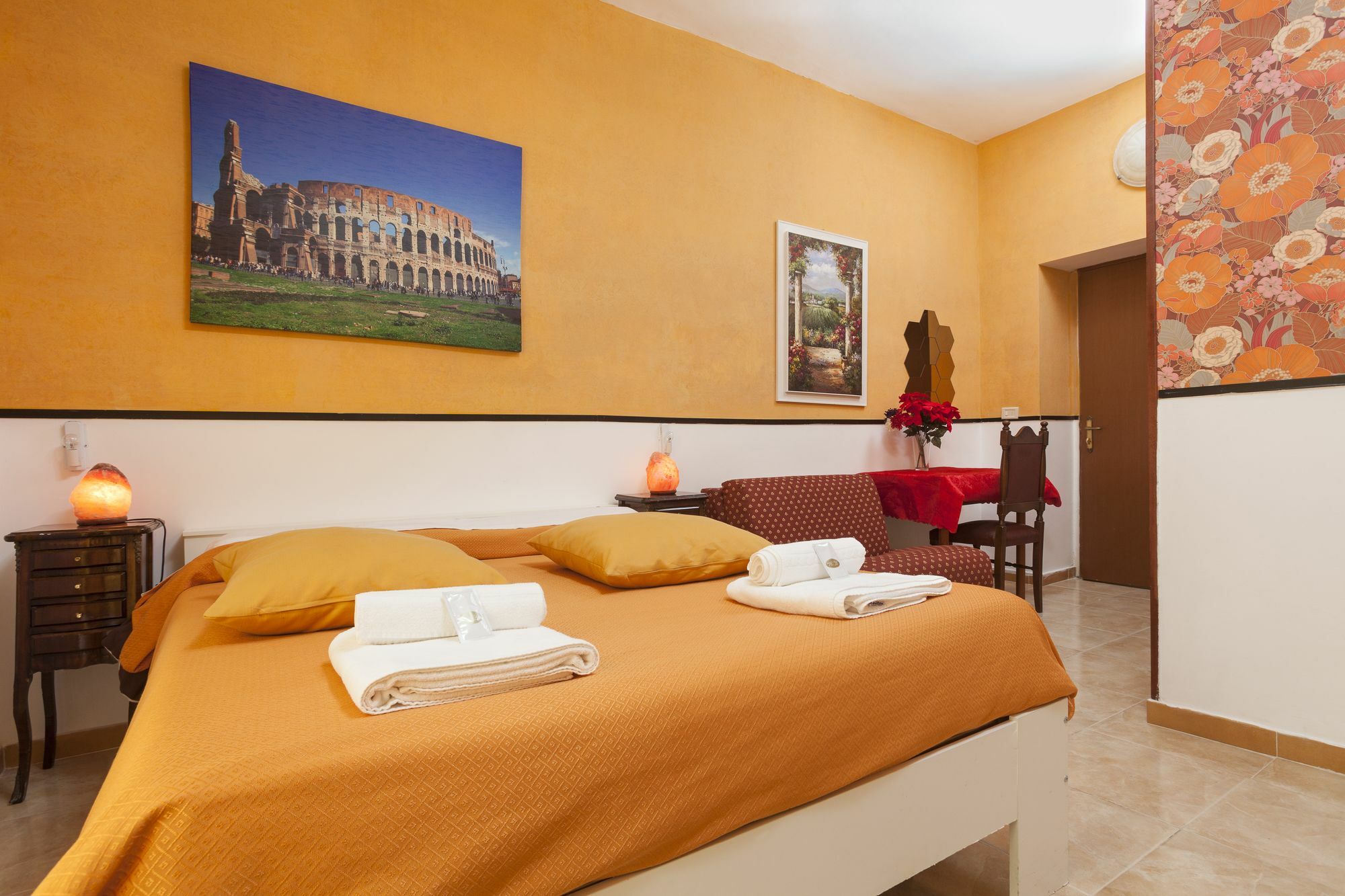 Cicero Center Guest house