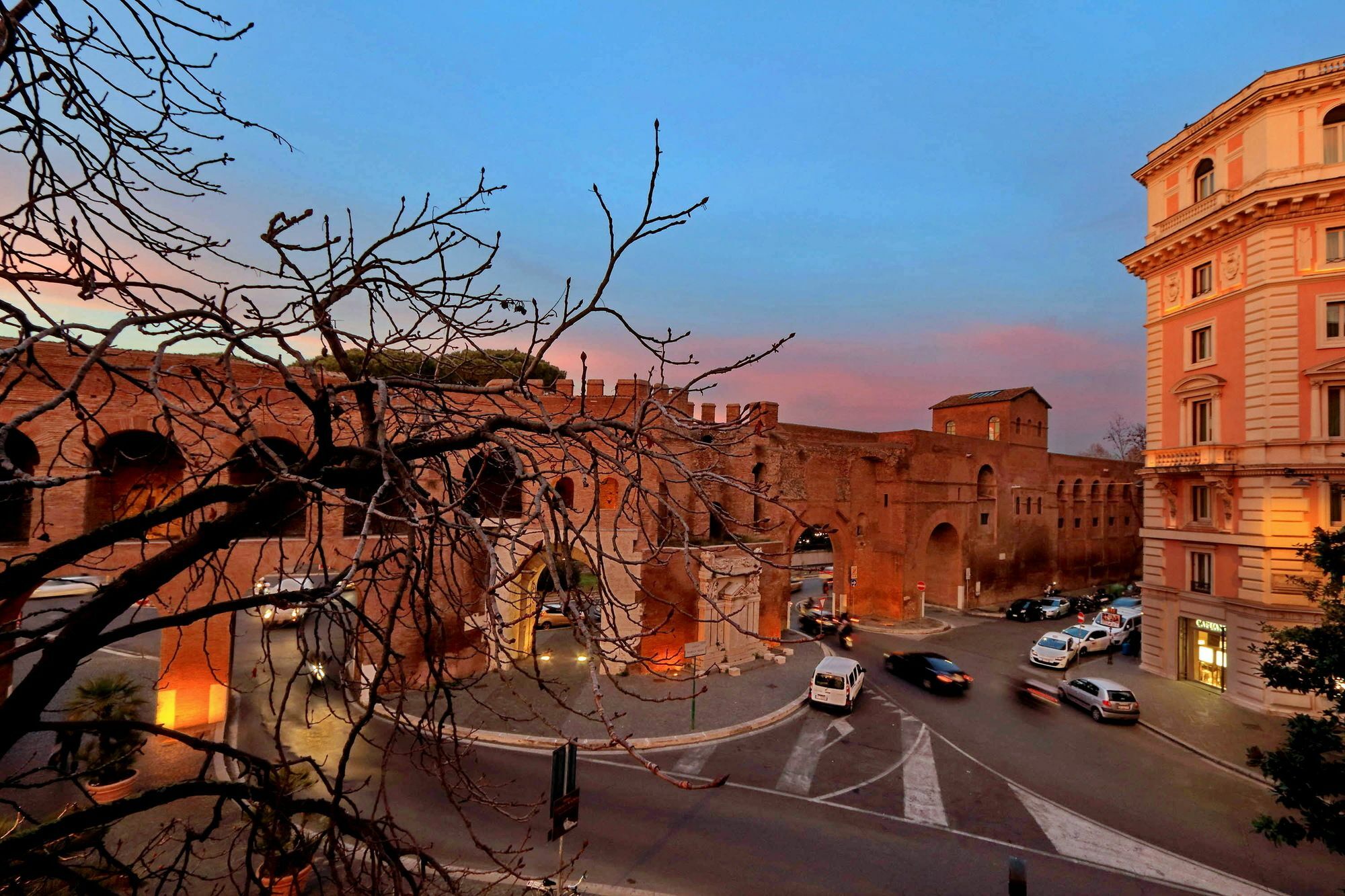 Guest house Relais At Via Veneto Rome