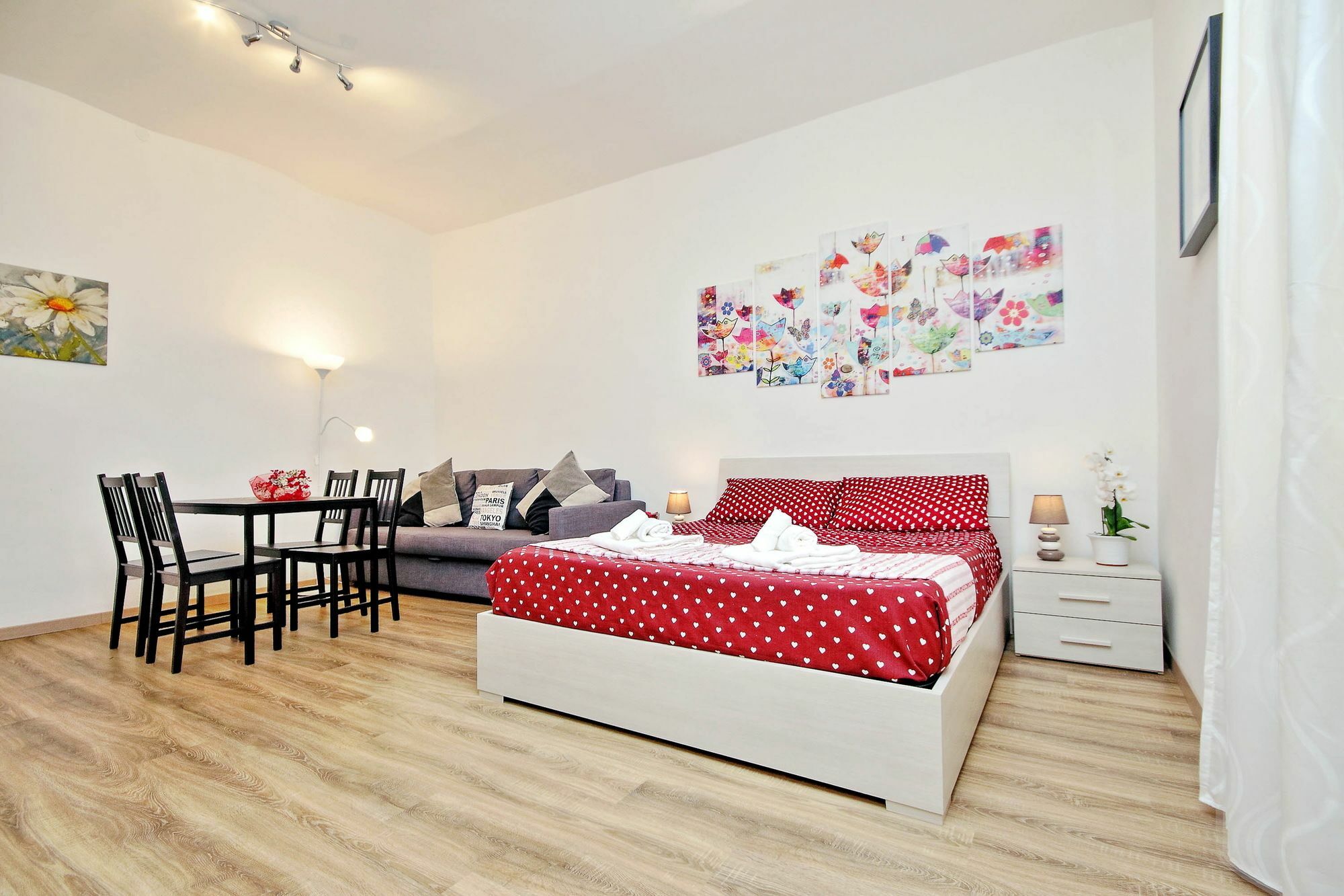 San Lorenzo District Apartment