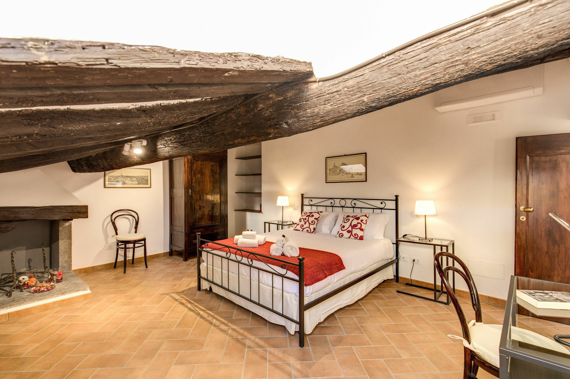 Piccolo Trevi Guest house 3*
