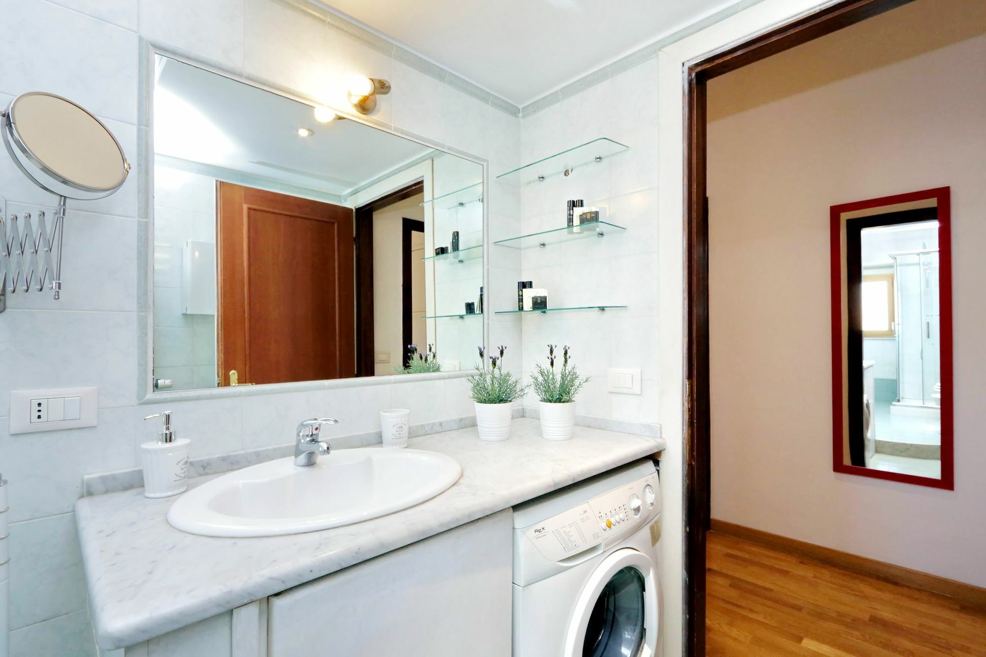 Apartment Cozy Leone - My Extra Rome