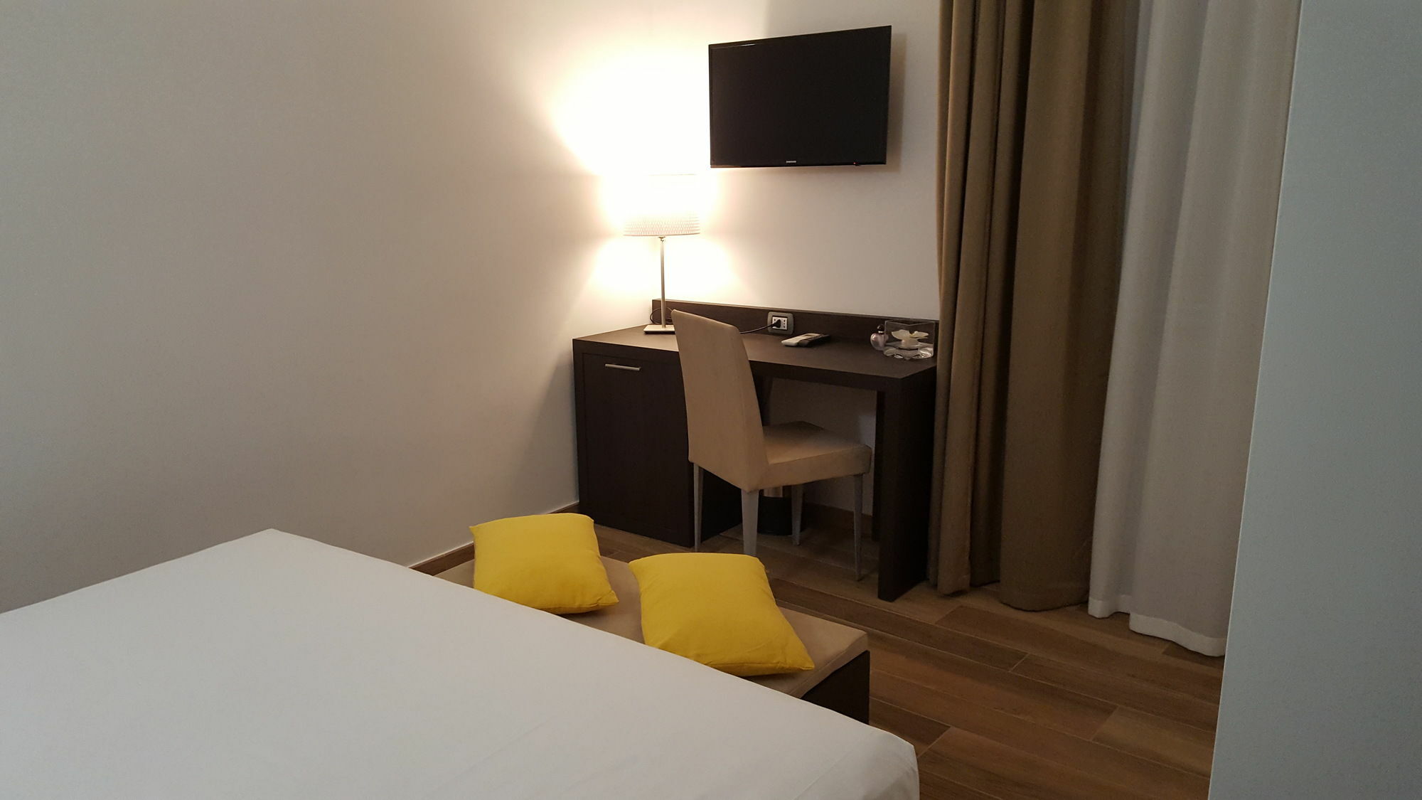 Guest house Una Finestra Su Monti 3*