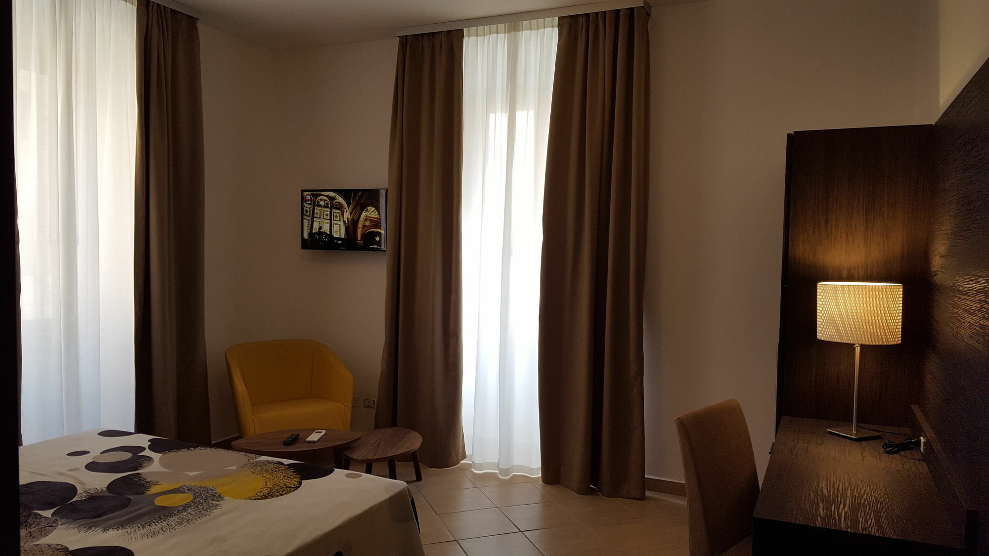 Una Finestra Su Monti 3* Rome
