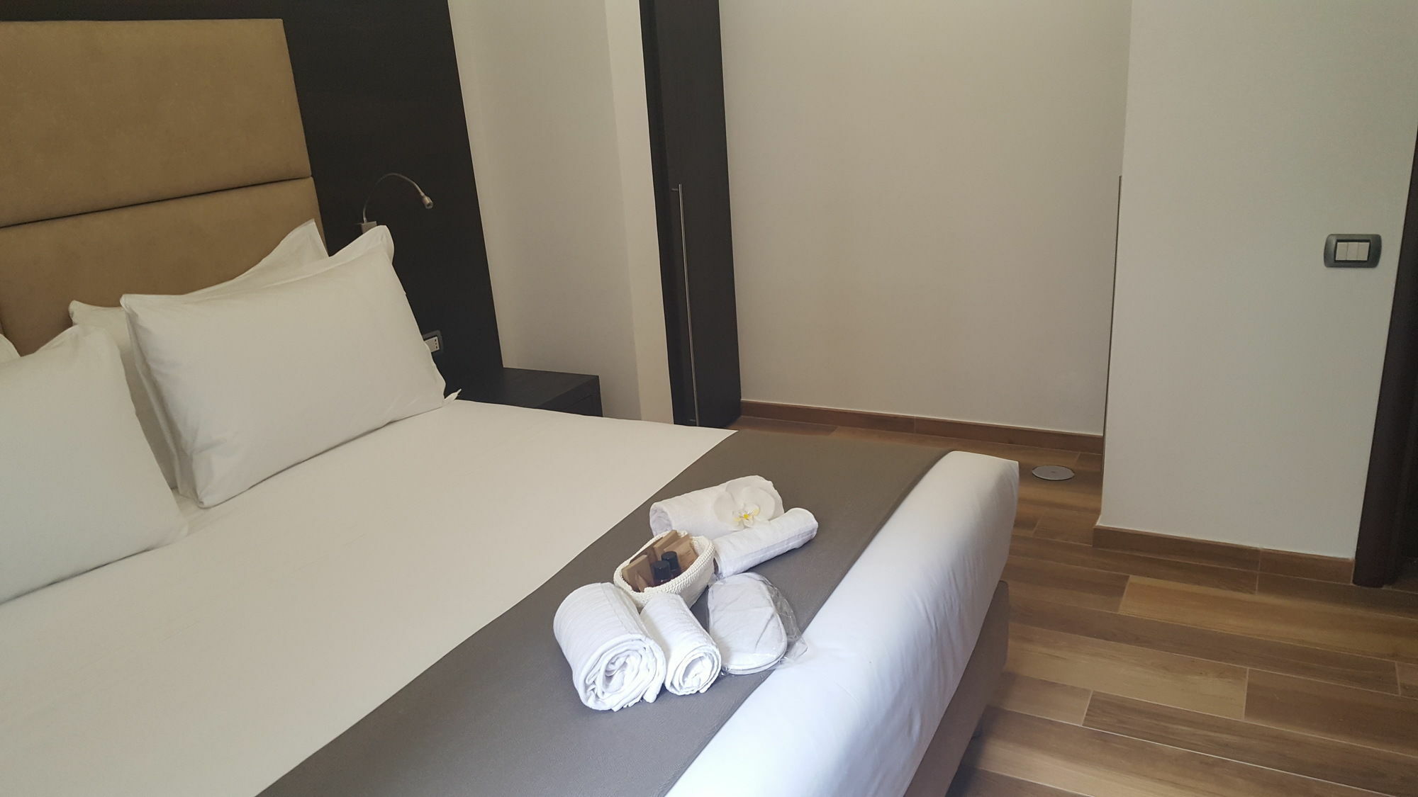 Una Finestra Su Monti Rome