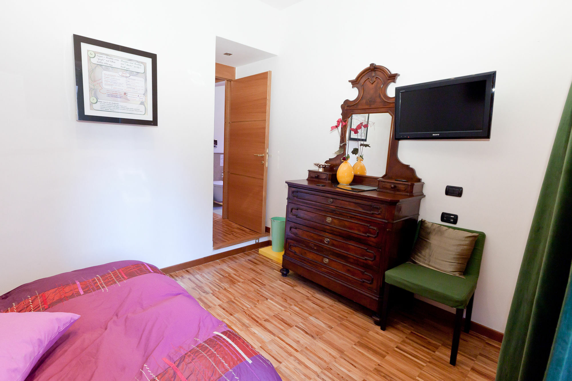 Guest house Ecohouse & Bioveg Cafe Rome