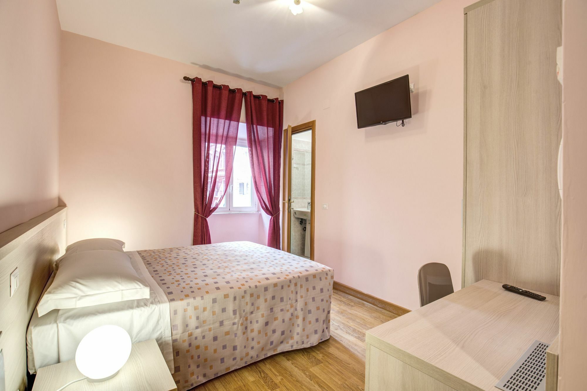 Hotel Nuova Monaco Rome