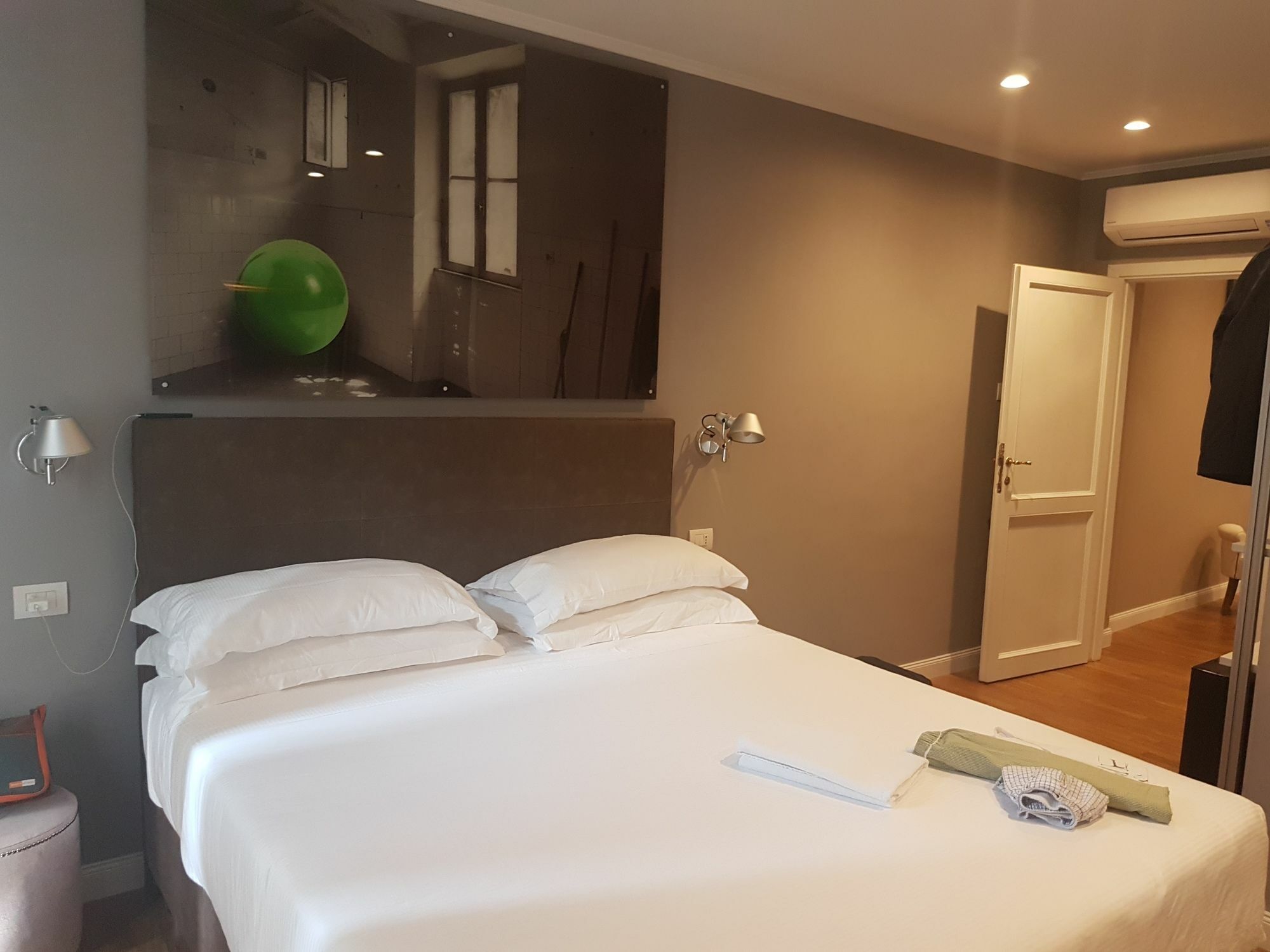 Maison Palazzo Taverna 3* Rome