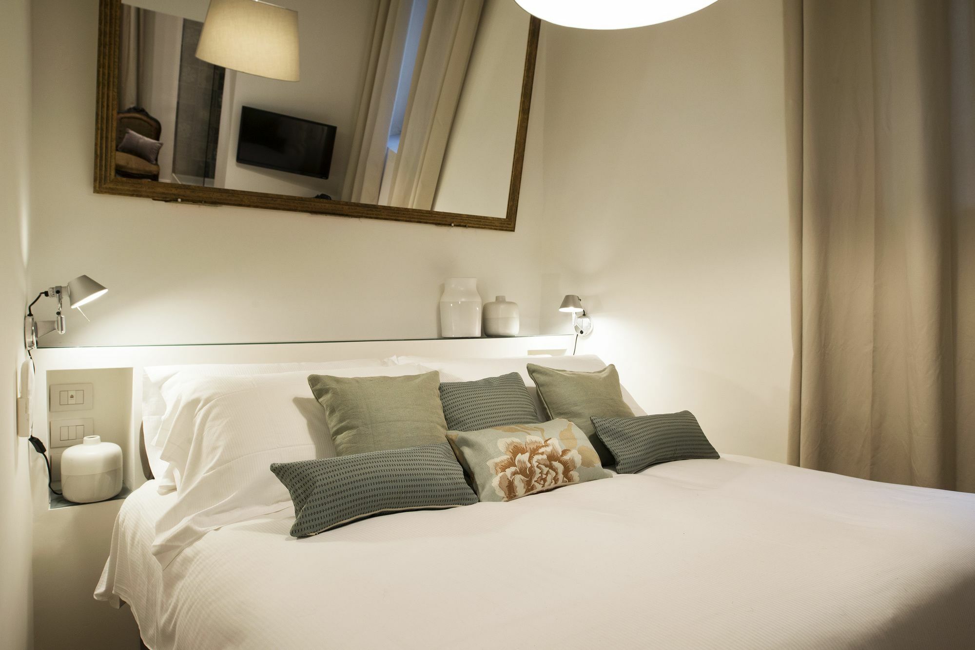 Maison Palazzo Taverna Hotel 3*