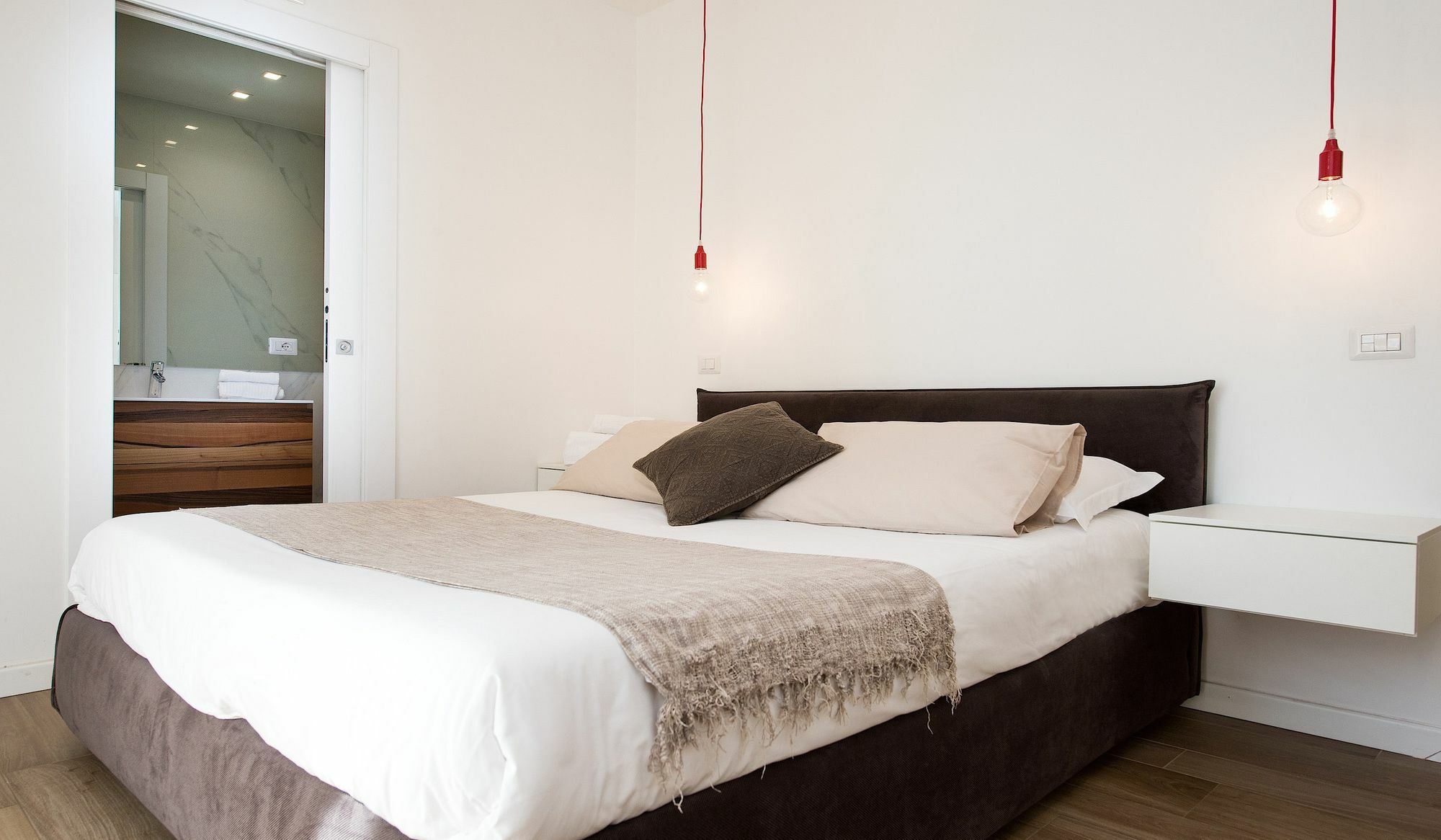Vatican Kalasa Suite & Deluxe Apartment
