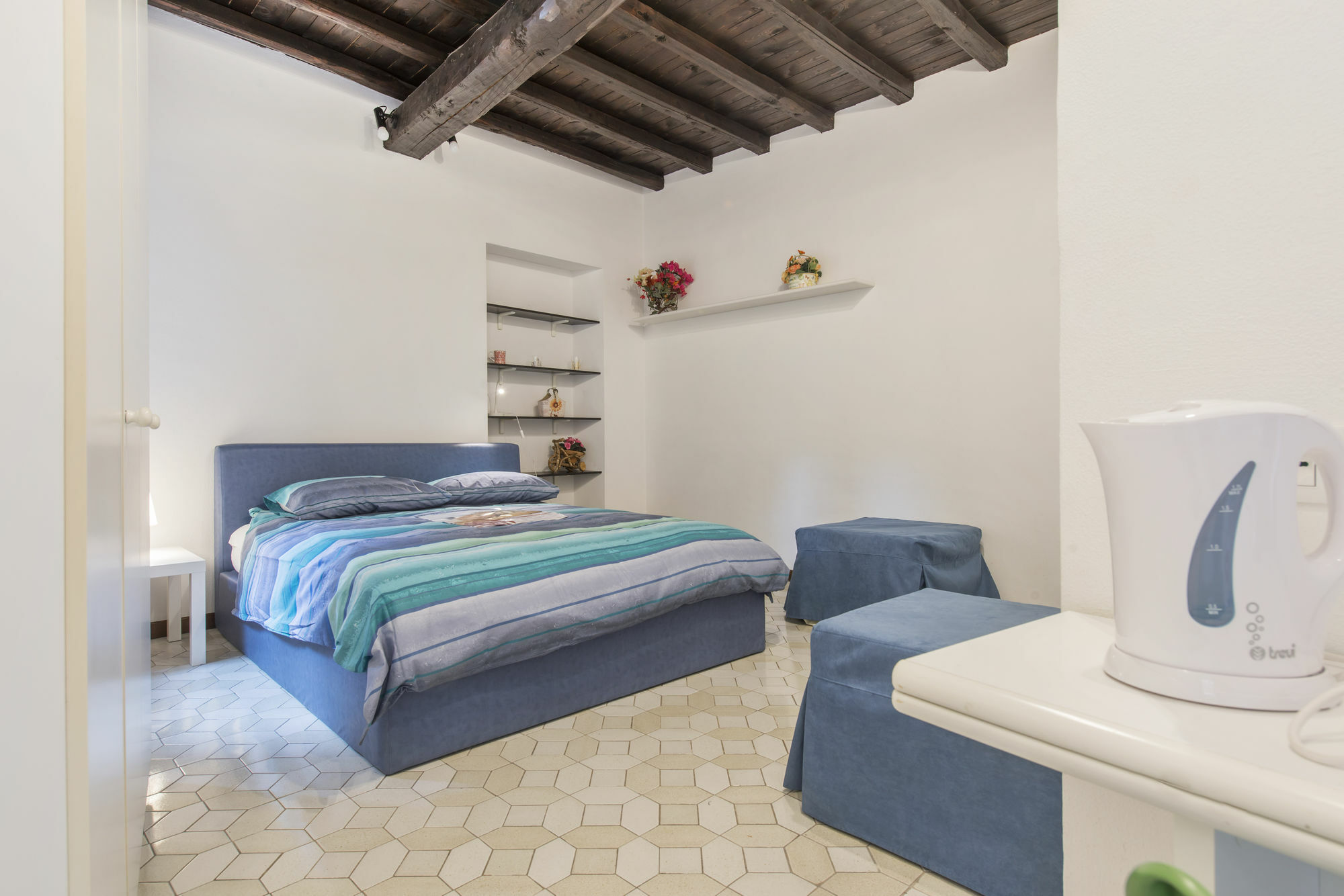 Romantica Apartments *