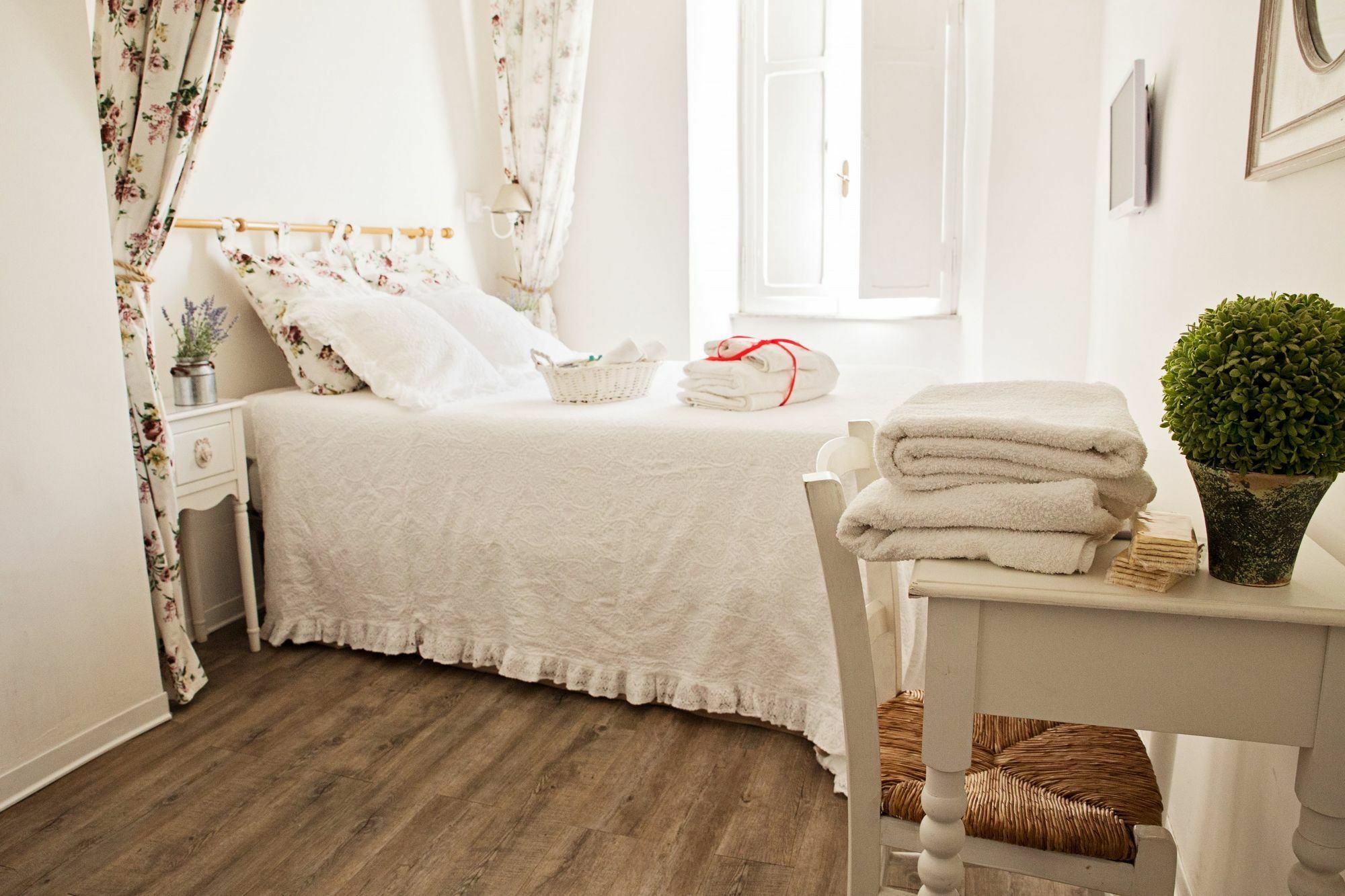 Parco Di Nerone Guest house