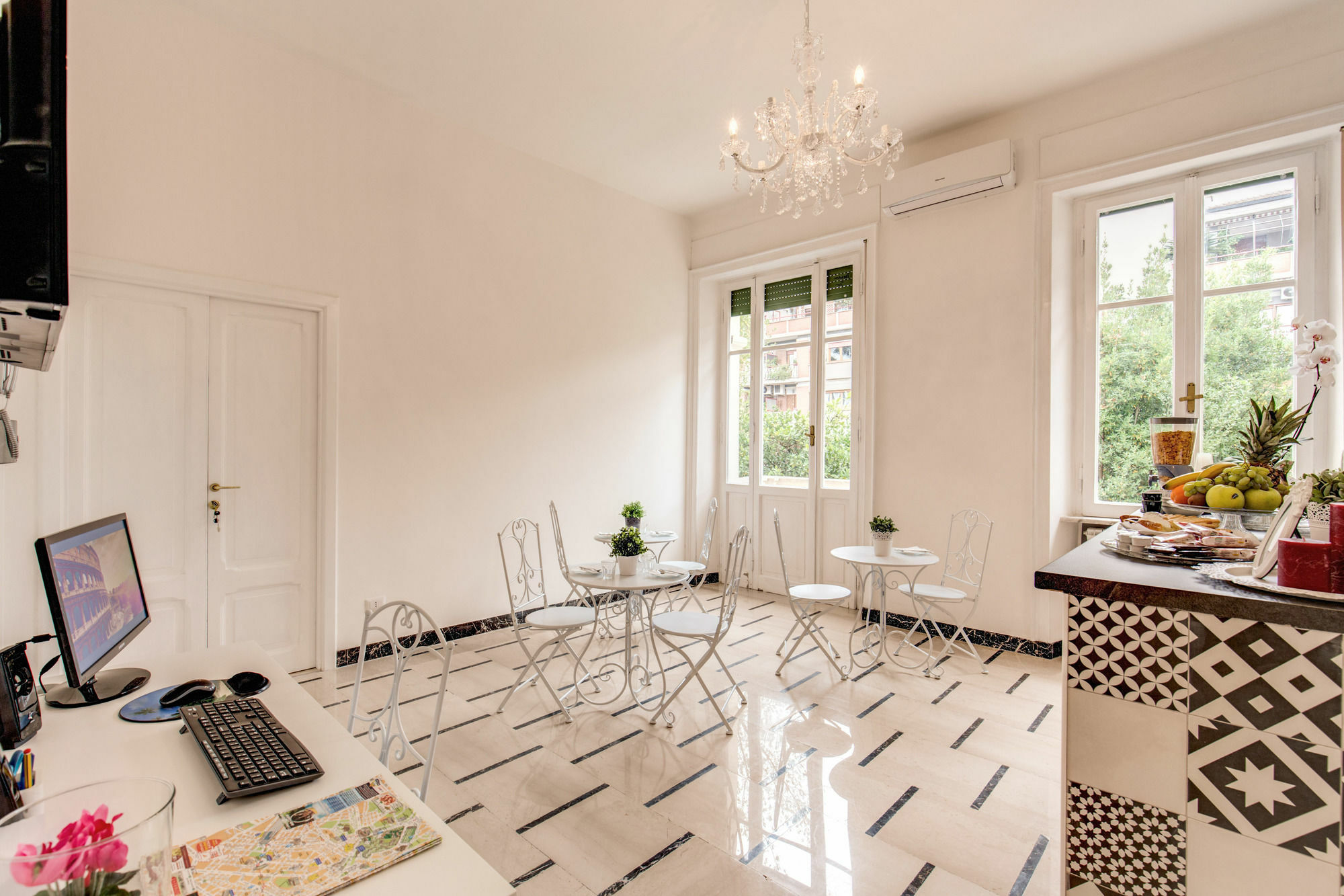 Relais La Torretta 2* Rome