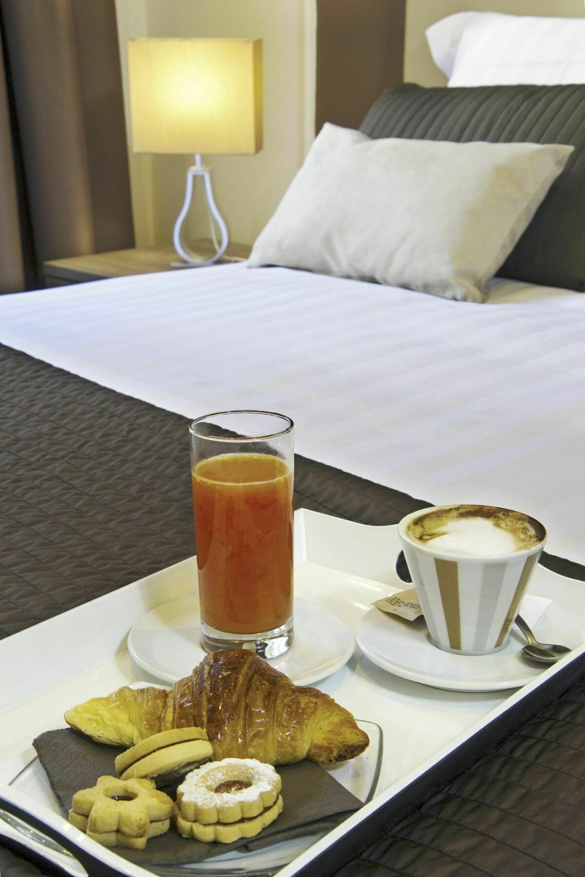 Colonna Luxury Guest house 2*