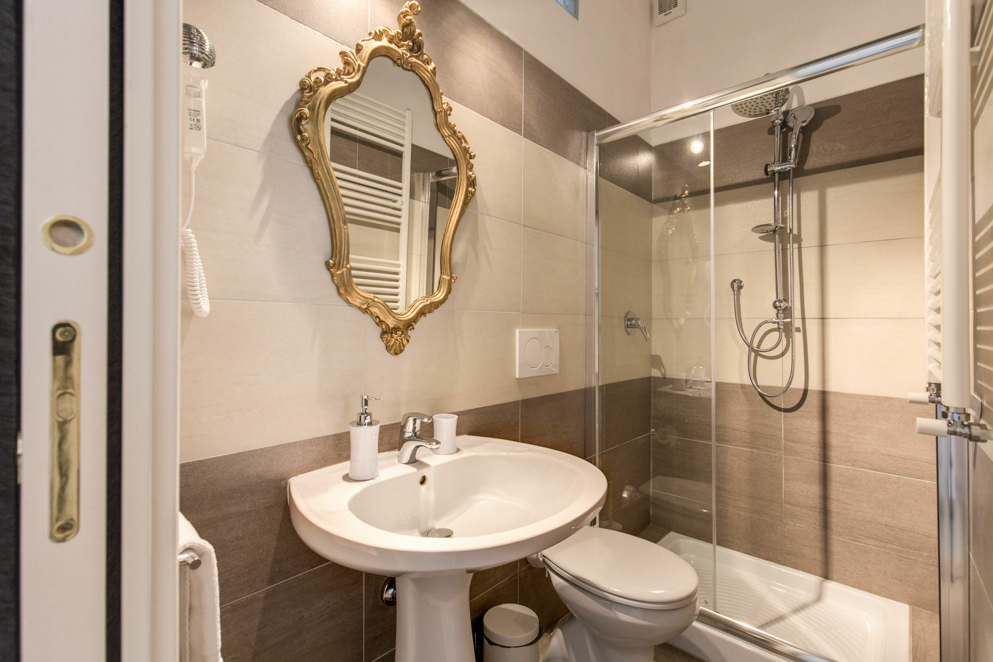 Relais La Torretta 2* Rome