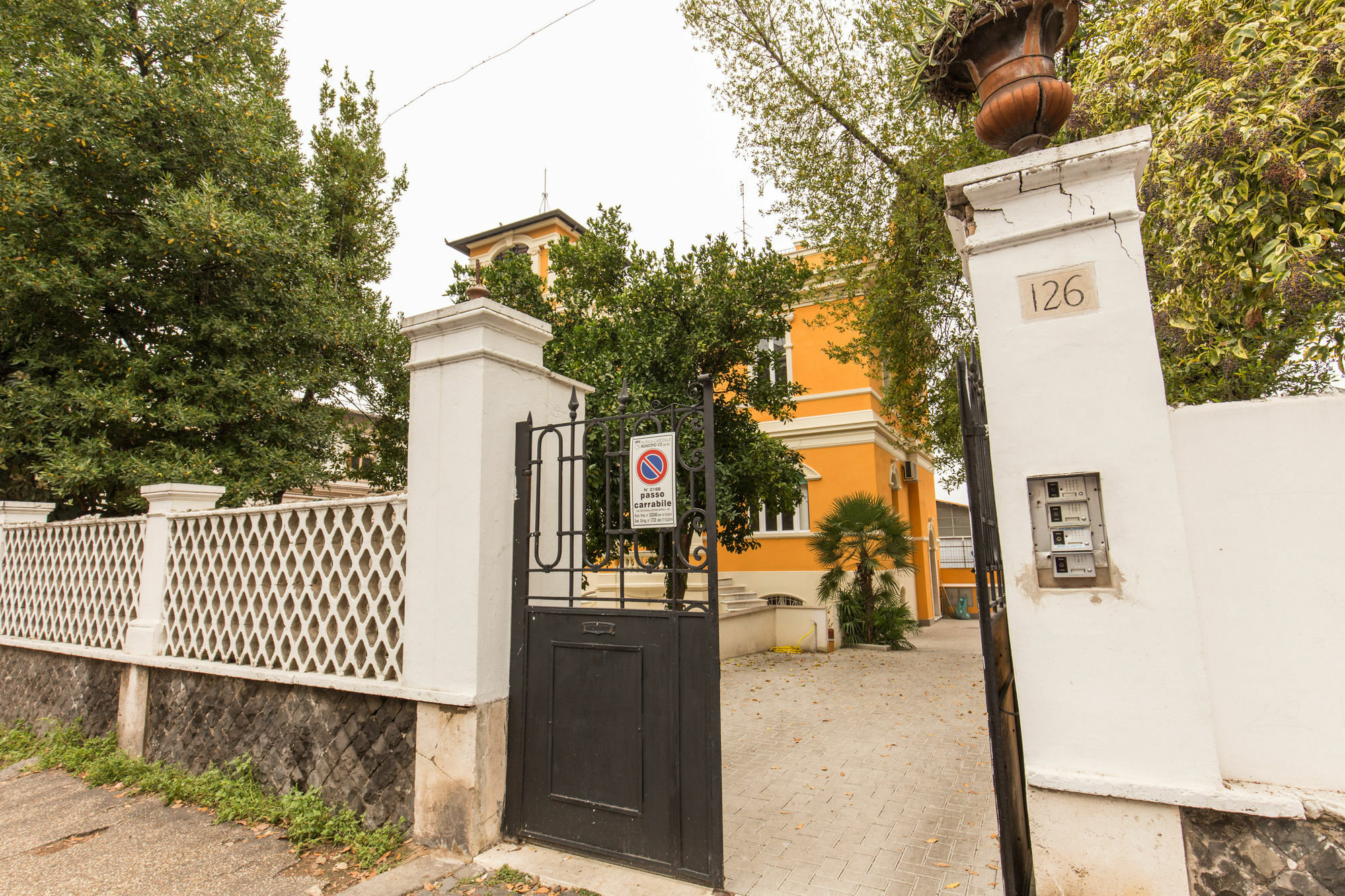 Bed & Breakfast Relais La Torretta Rome