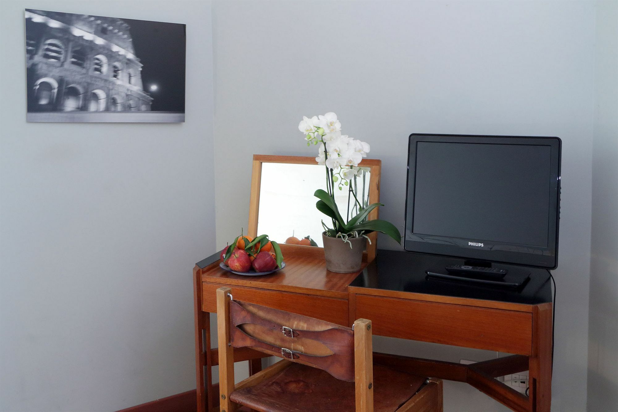 Mecenate Guest house 2*