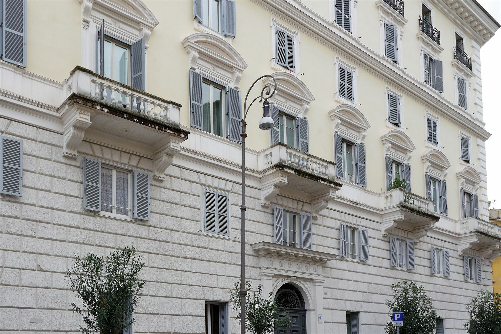 Mecenate 2* Rome