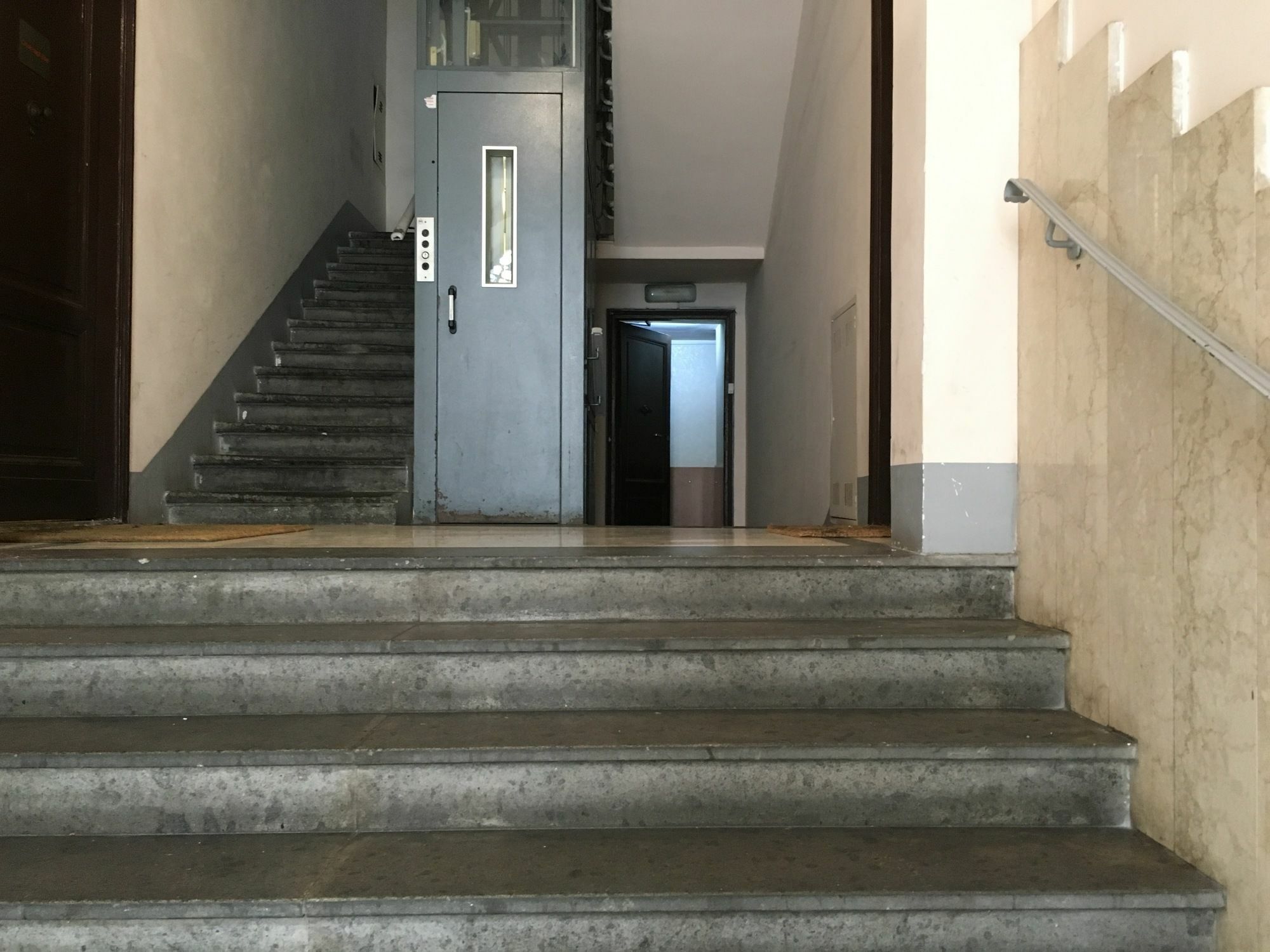 Terminal House 2* Rome