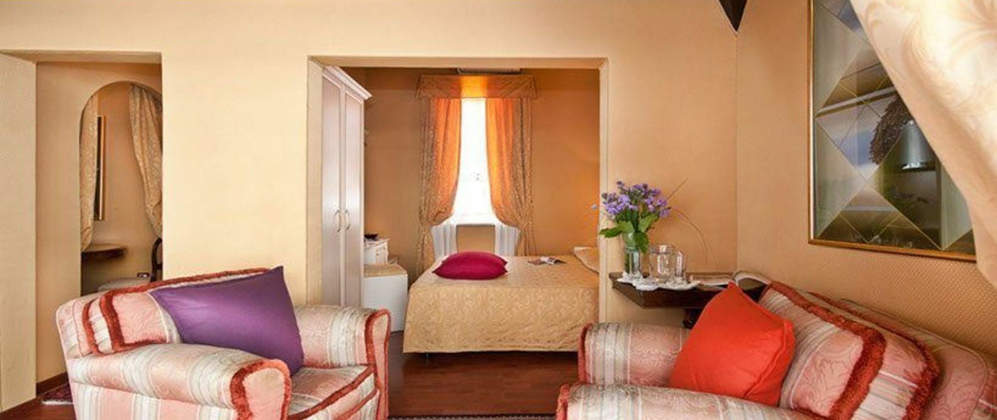 Canova In Spanish Steps Guest house