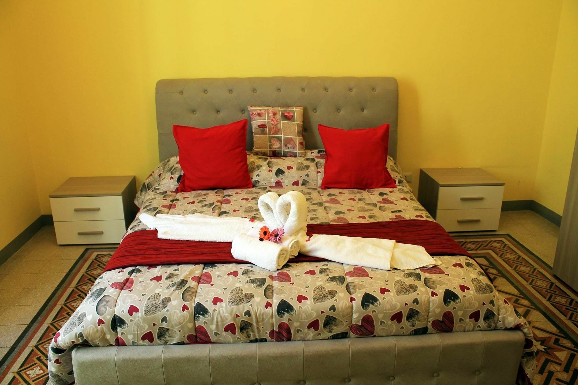 Sweet Sleep Vatican *