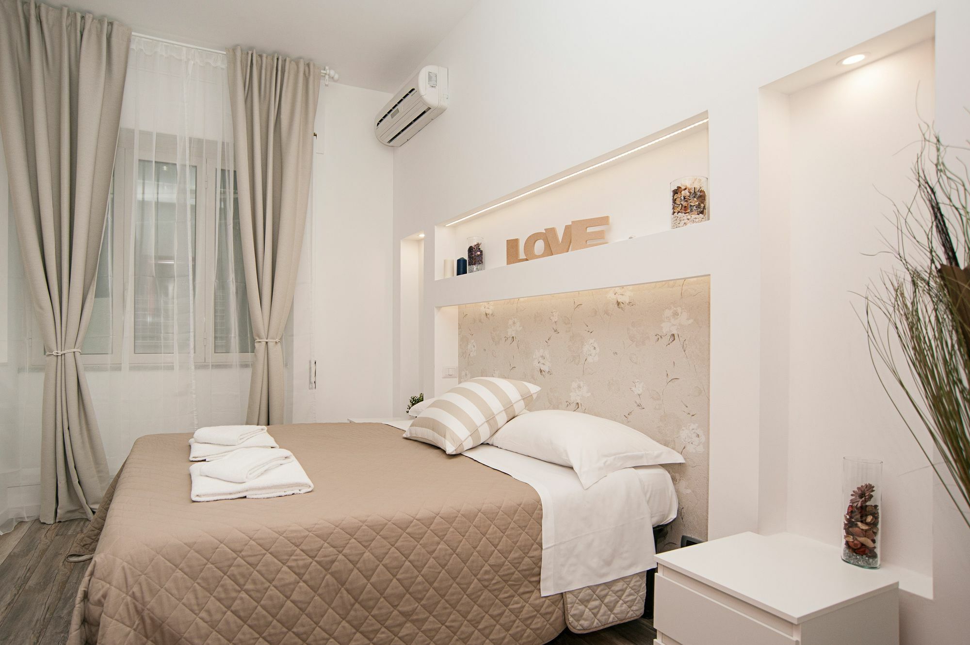 Magicfiverooms Guest house Rome