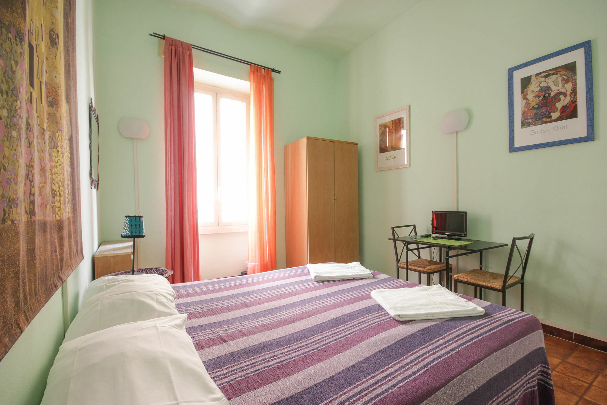 Sixbeds Guest house Rome