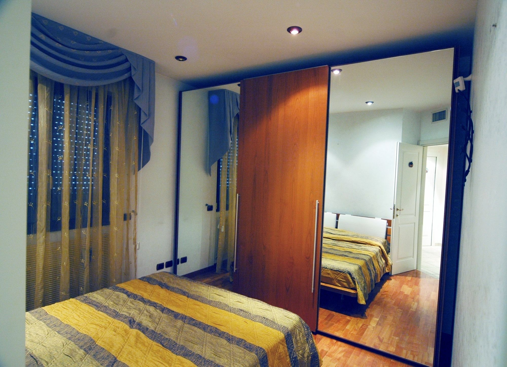 Apartment Chic House