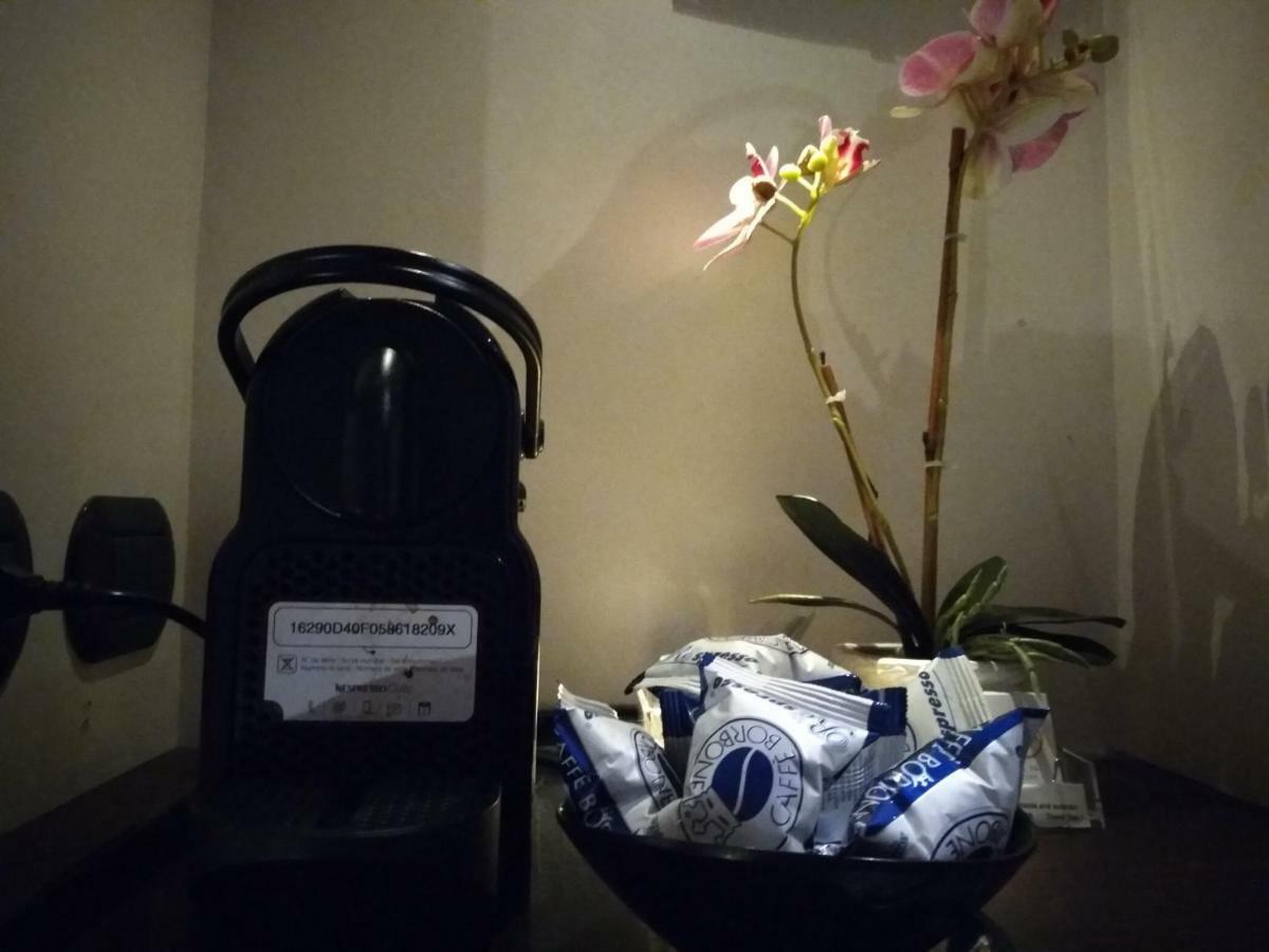 Residenza Doro- 24x7 Check-in Rome