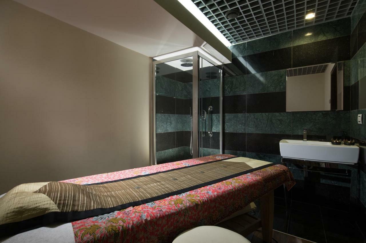 Hotel Grand Palace Rome