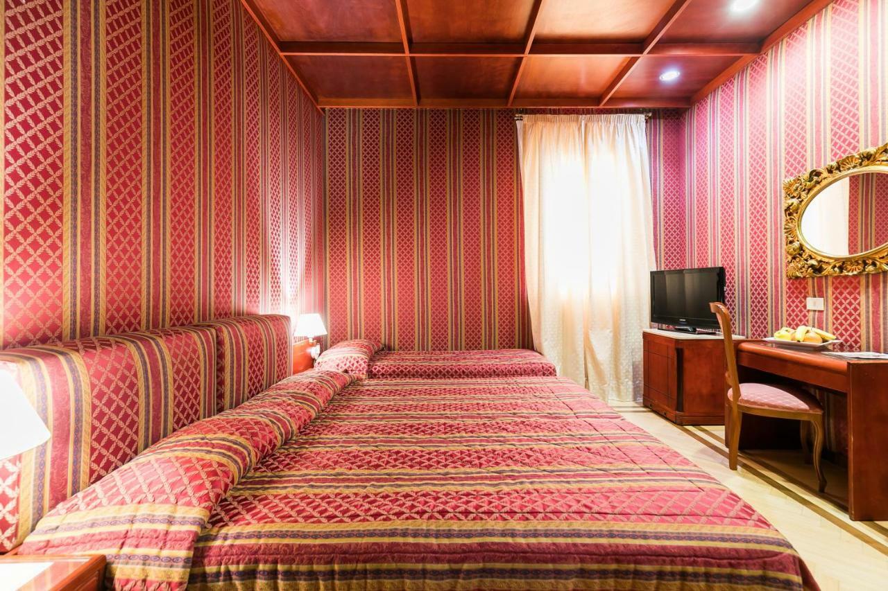 Galles 3* Rome