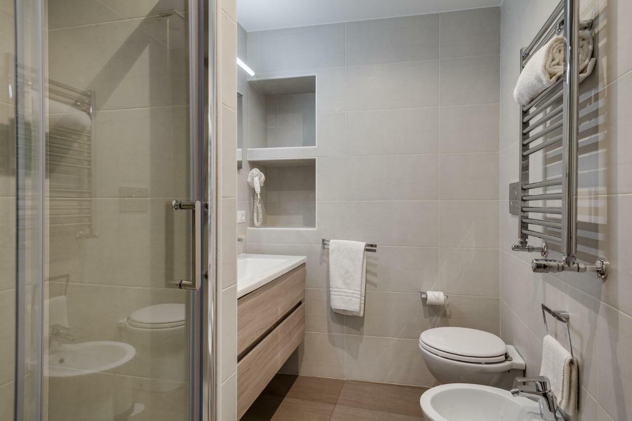 Charme & Chic Bed & Breakfast Rome