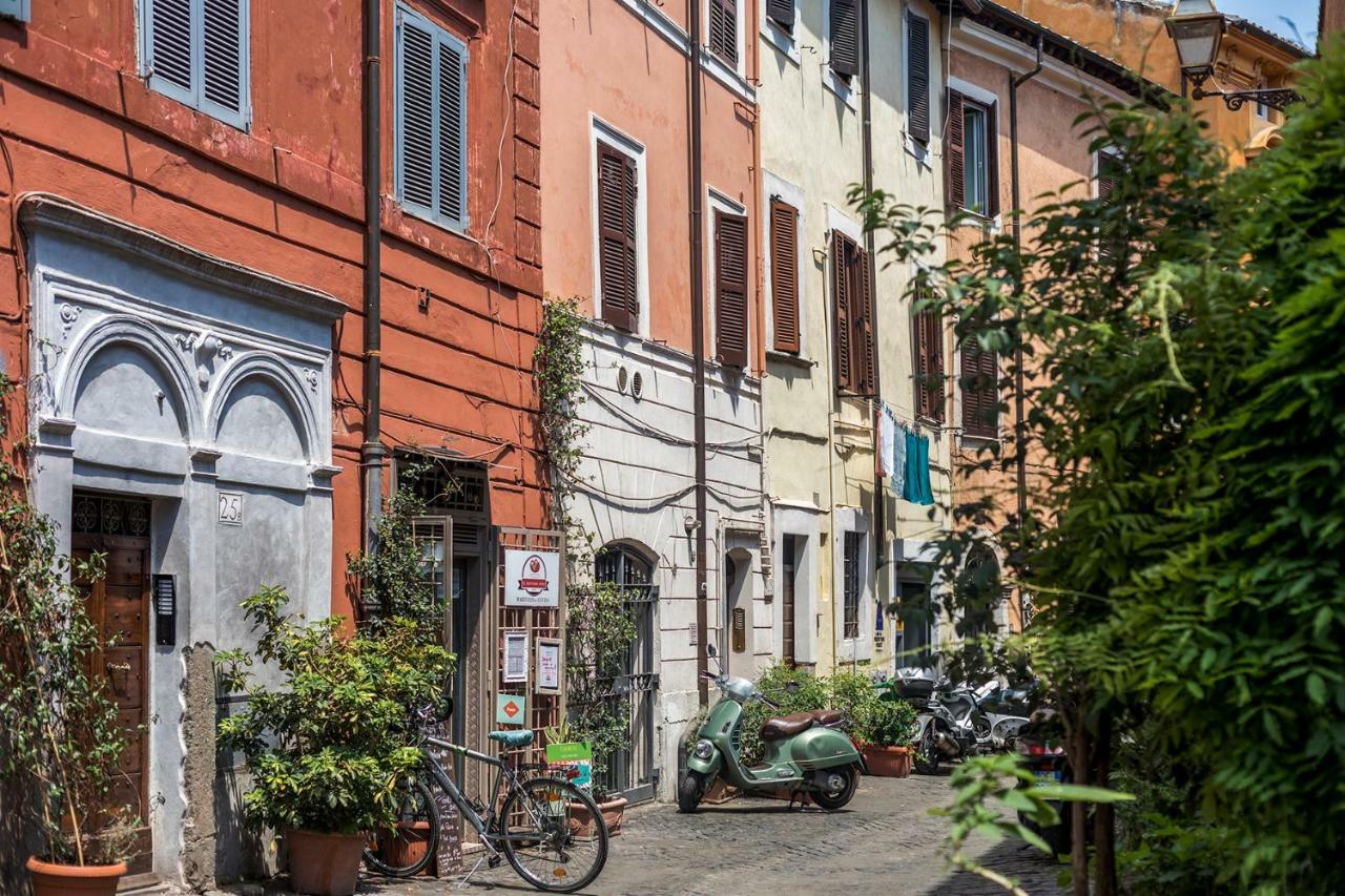 Iflat Trastevere Bianca's House Apartment