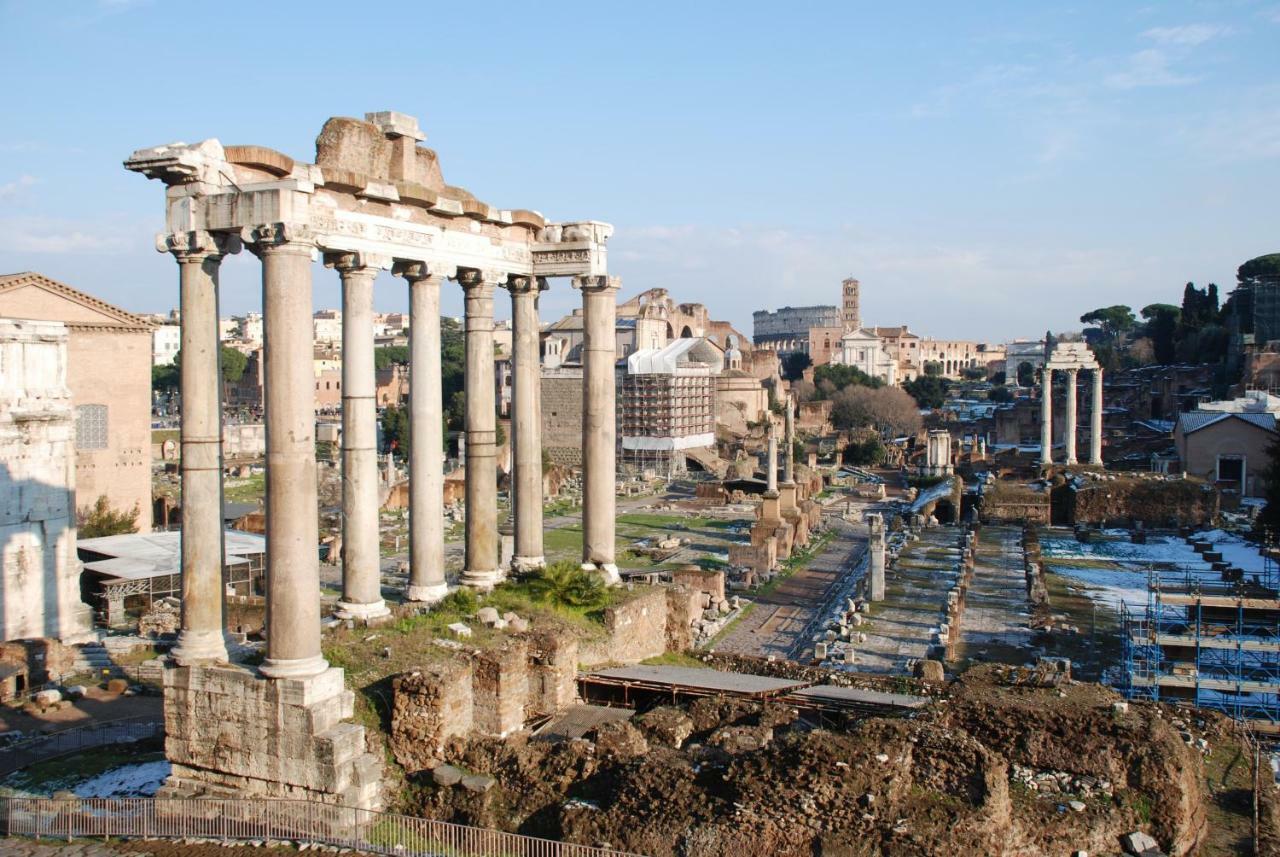 Major Sisters, In The Heart Of * Rome