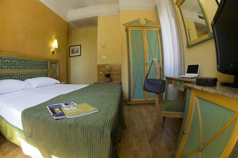 Exe Domus Aurea 3* Rome