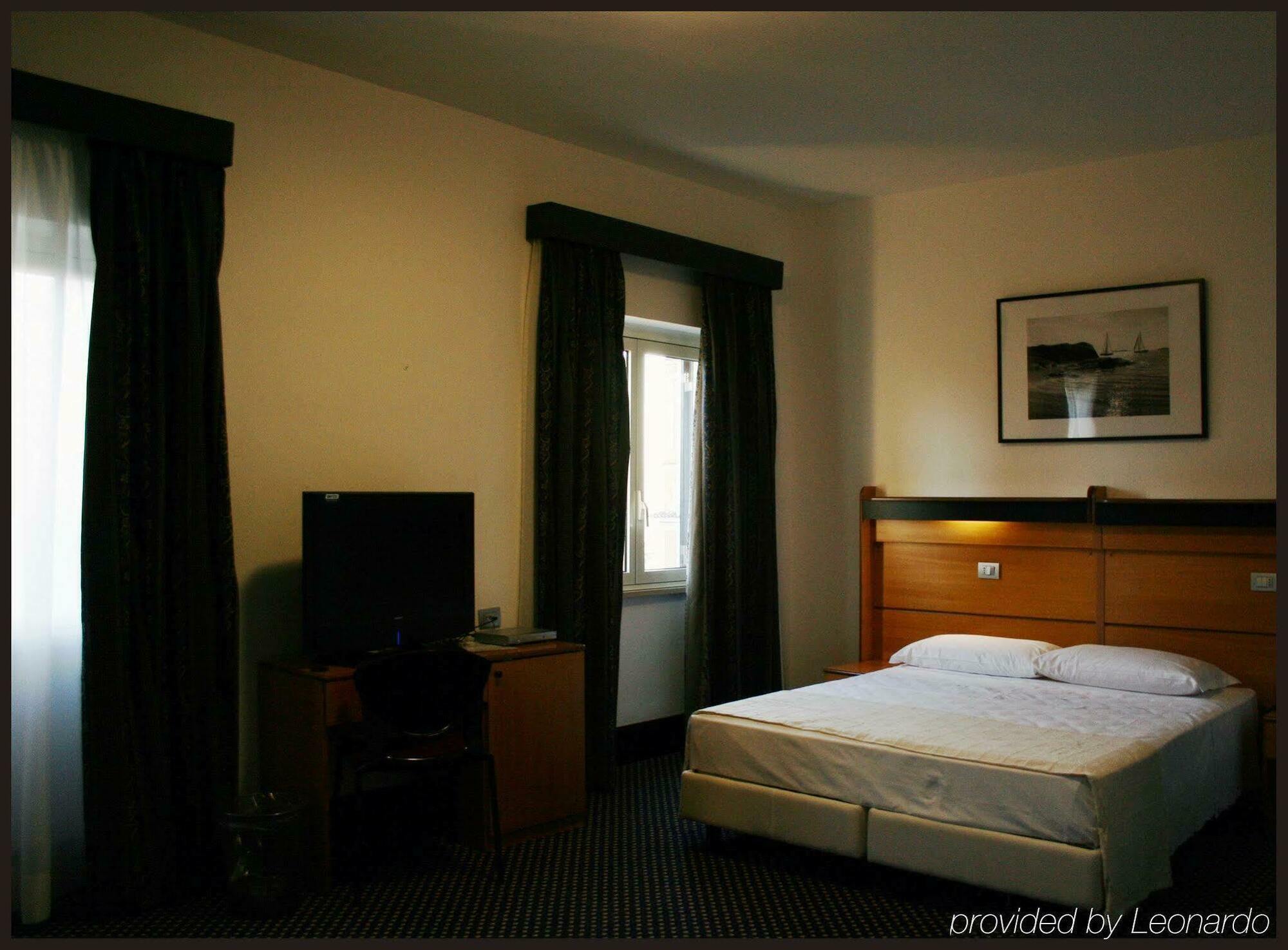 Lh Excel Montemario Hotel 4*