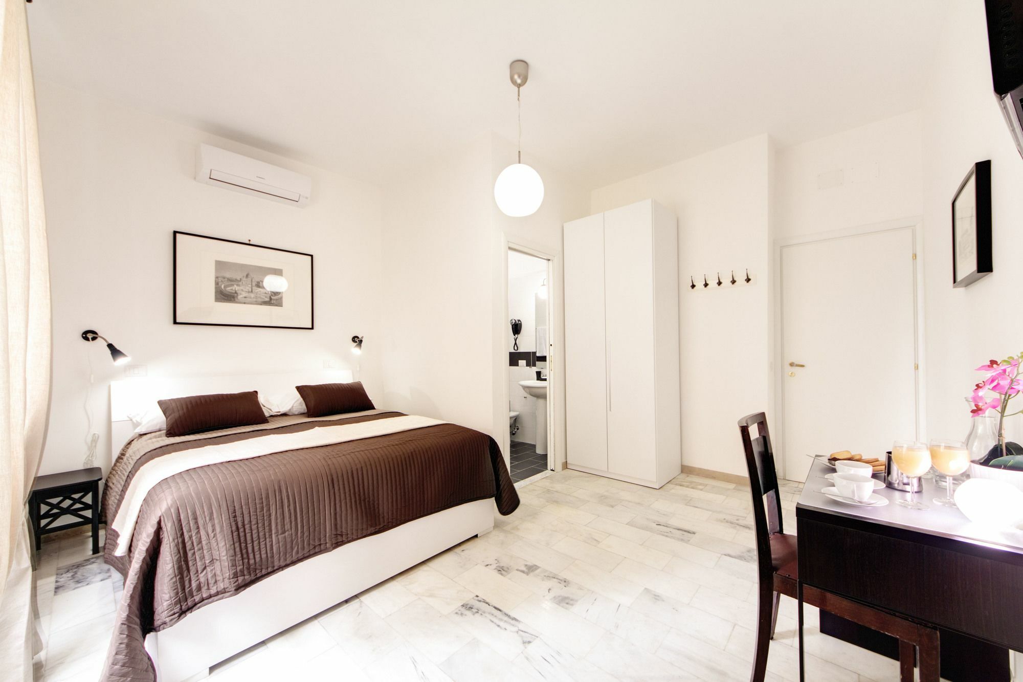Guest house Vatican Happy Holidays 2*