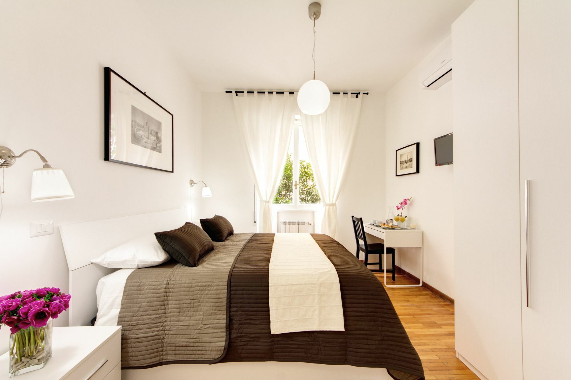 Guest house Vatican Happy Holidays