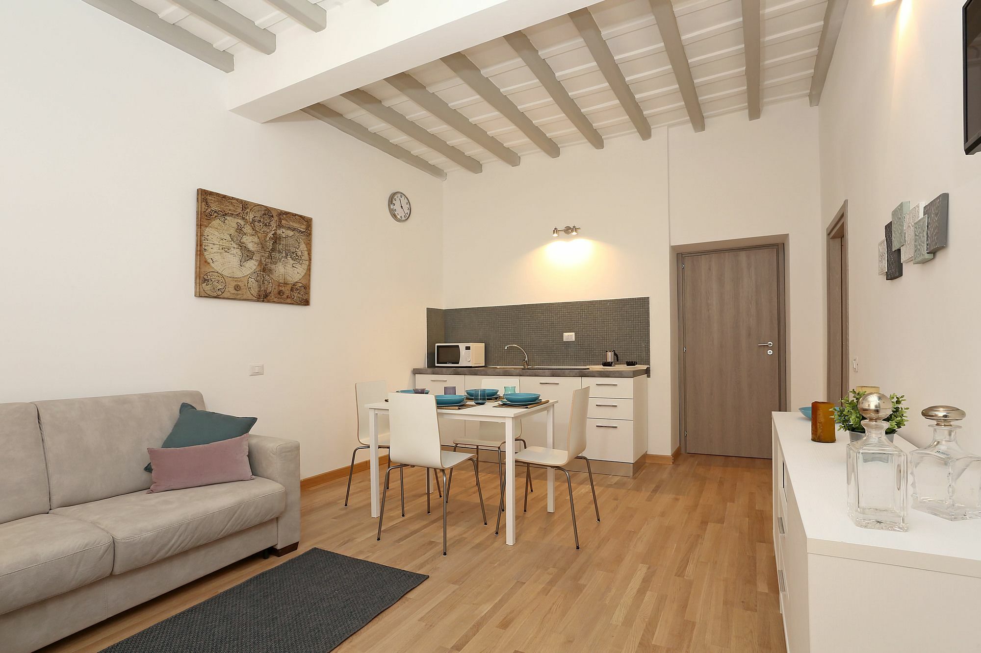 Belsiana 7 Bed & Breakfast 2*