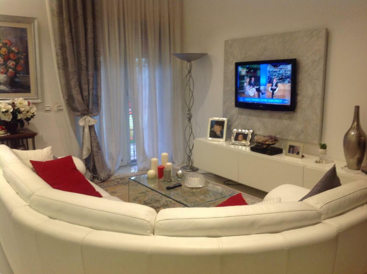 Talenti House 3* Roma