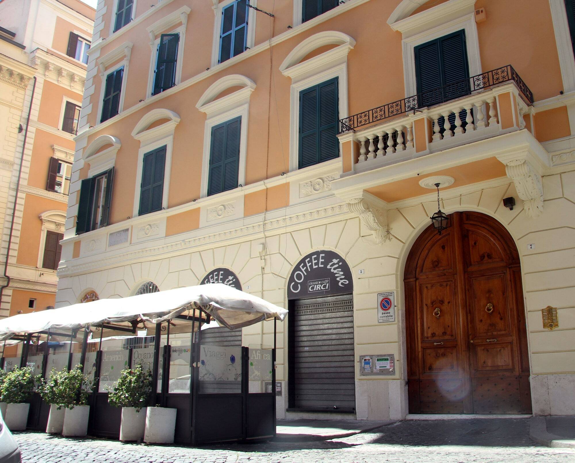 Guest house Nice Rome Holiday 4*