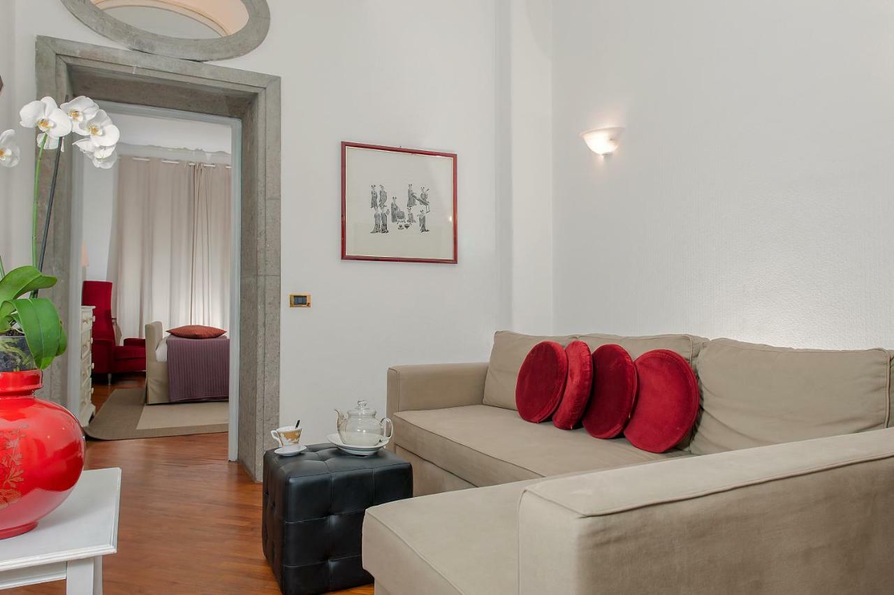 Apartment Pasquino Rome