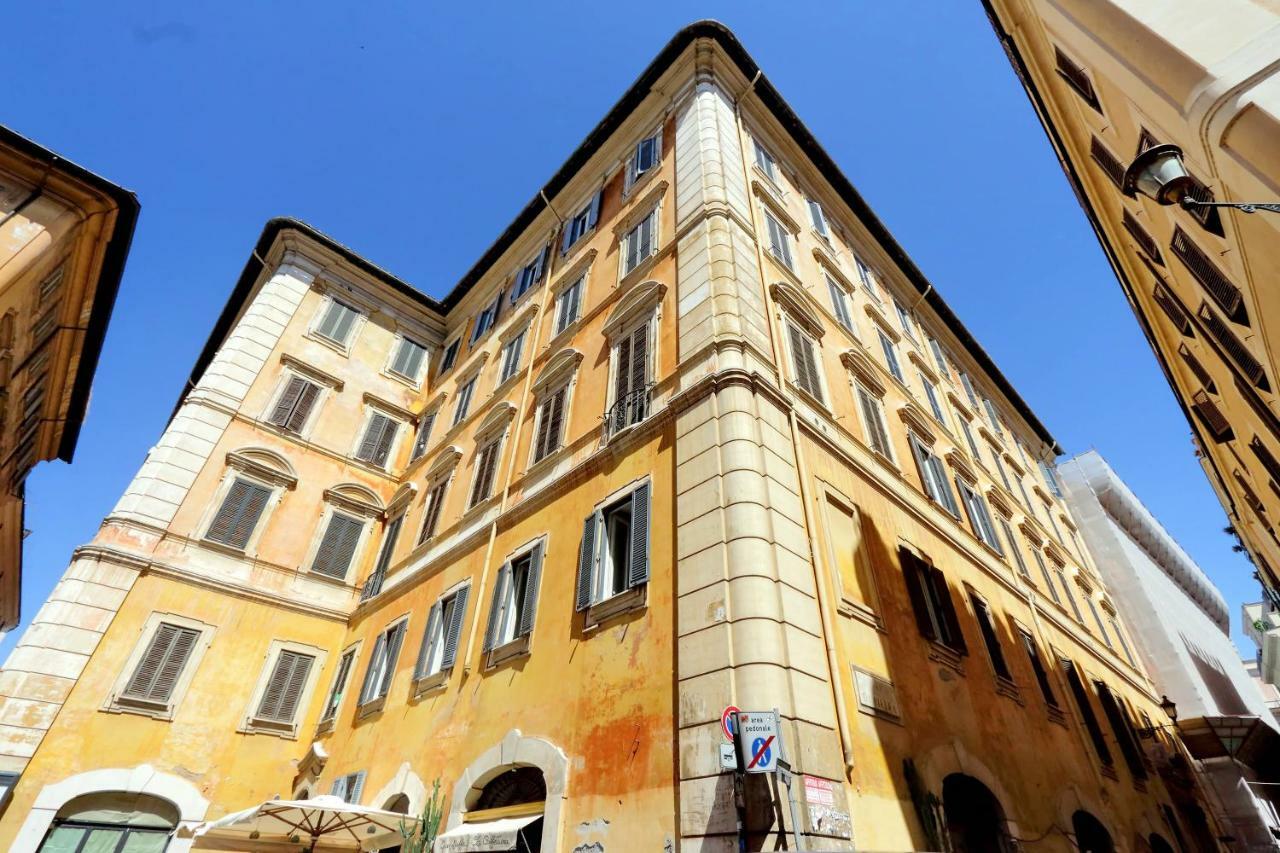 Pantheon Family Junior Apartment