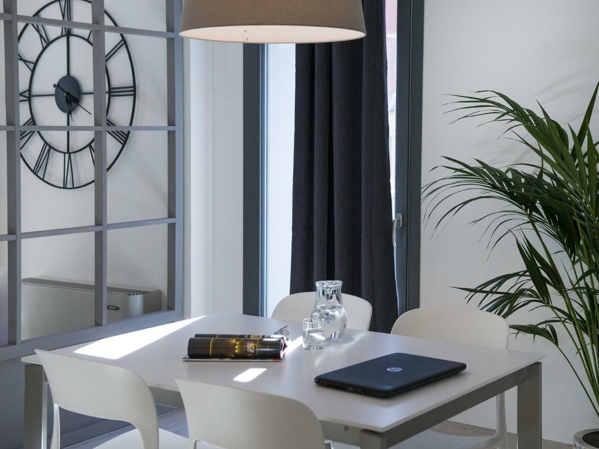 Apartment Skytower Rome