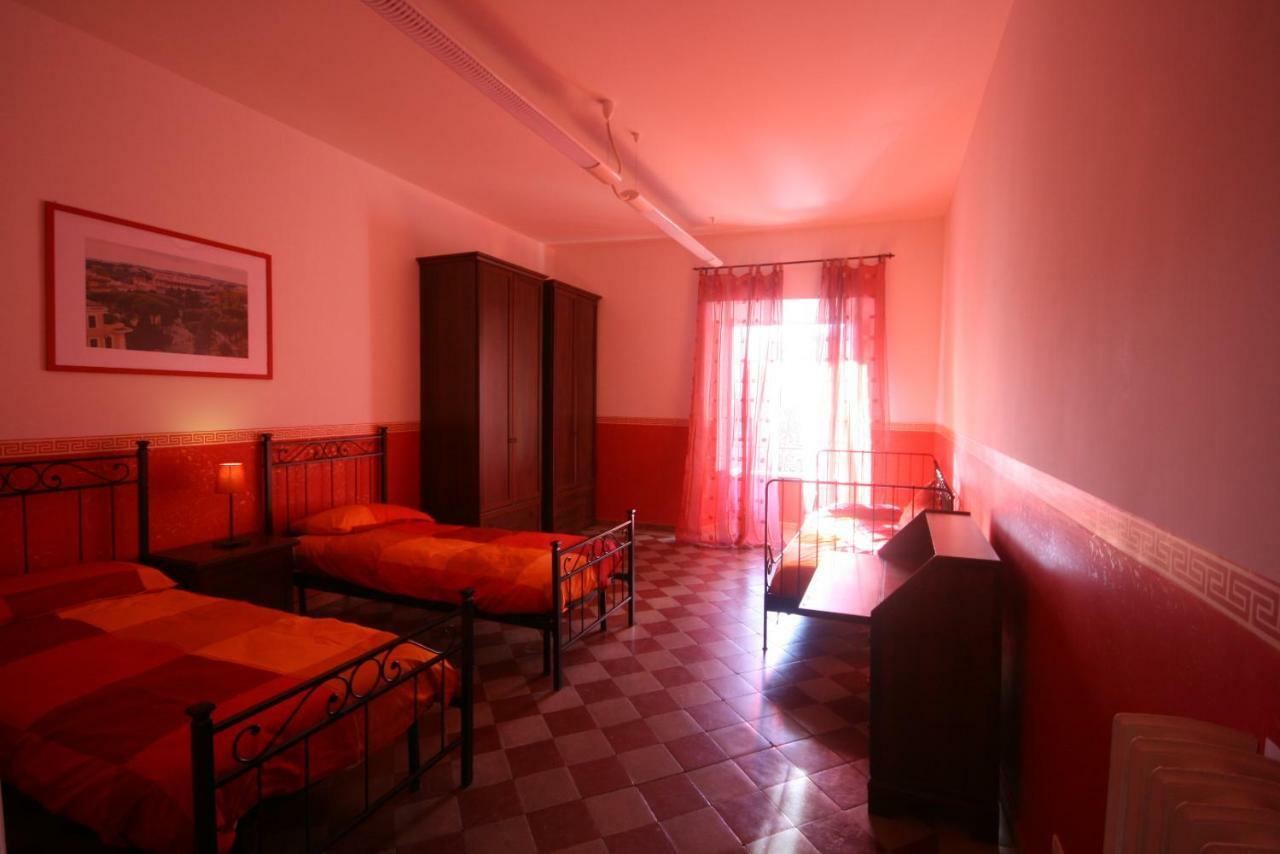 Tatusa Al Colosseo Apartment Rome