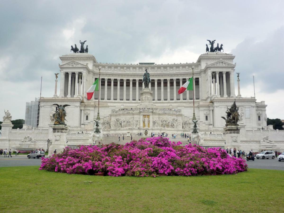 Roma Central Studio Apartment